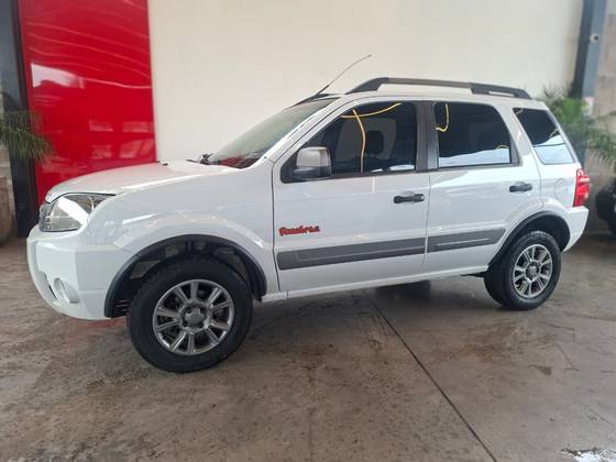 FORD ECOSPORT 1.6 XLT FREESTYLE 8V FLEX 4P MANUAL FORD ECOSPORT 1.6 XLT FREESTYLE 8V FLEX 4P MANUAL